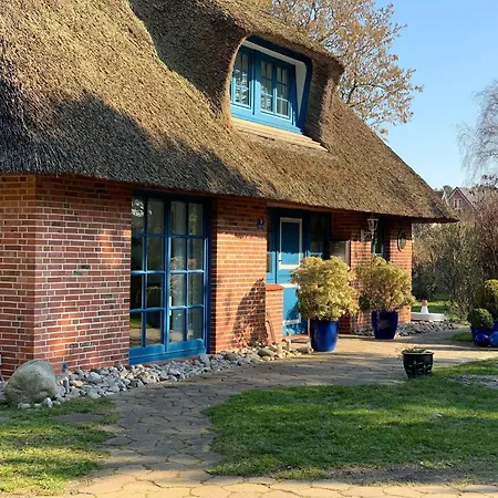 Casa de Férias Reetdachhaus-immenseeweg-7 *